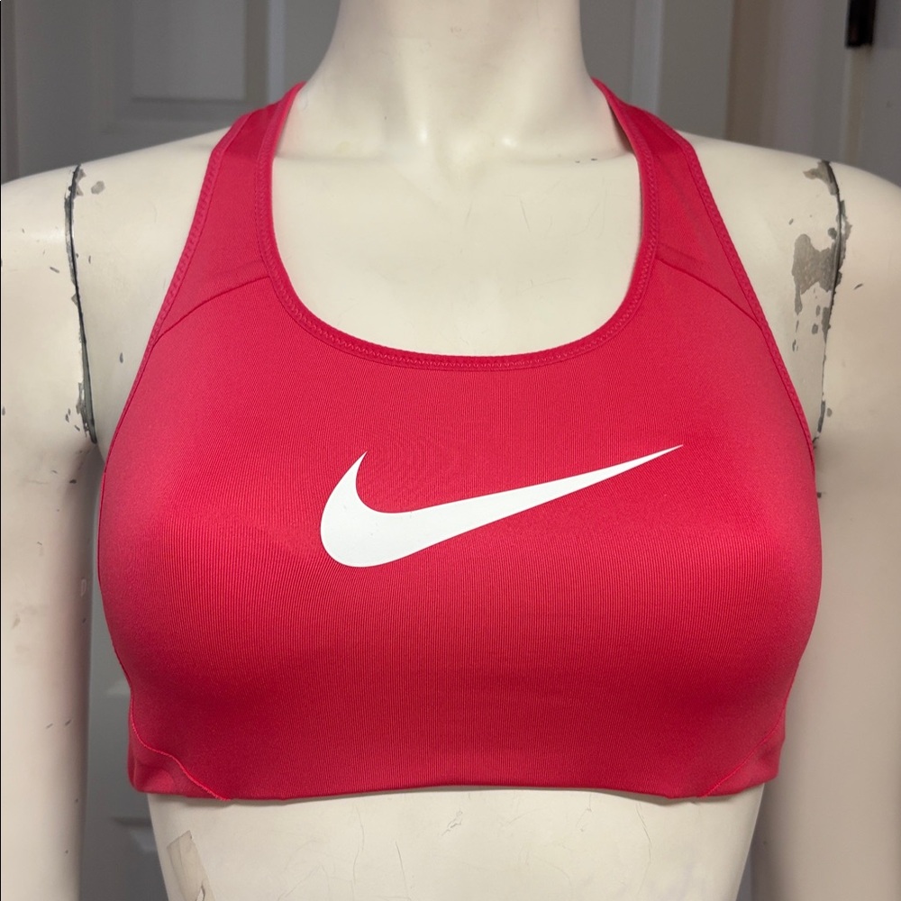 Nike Athletic/Athleisure Sports Bra/Top, NWT!